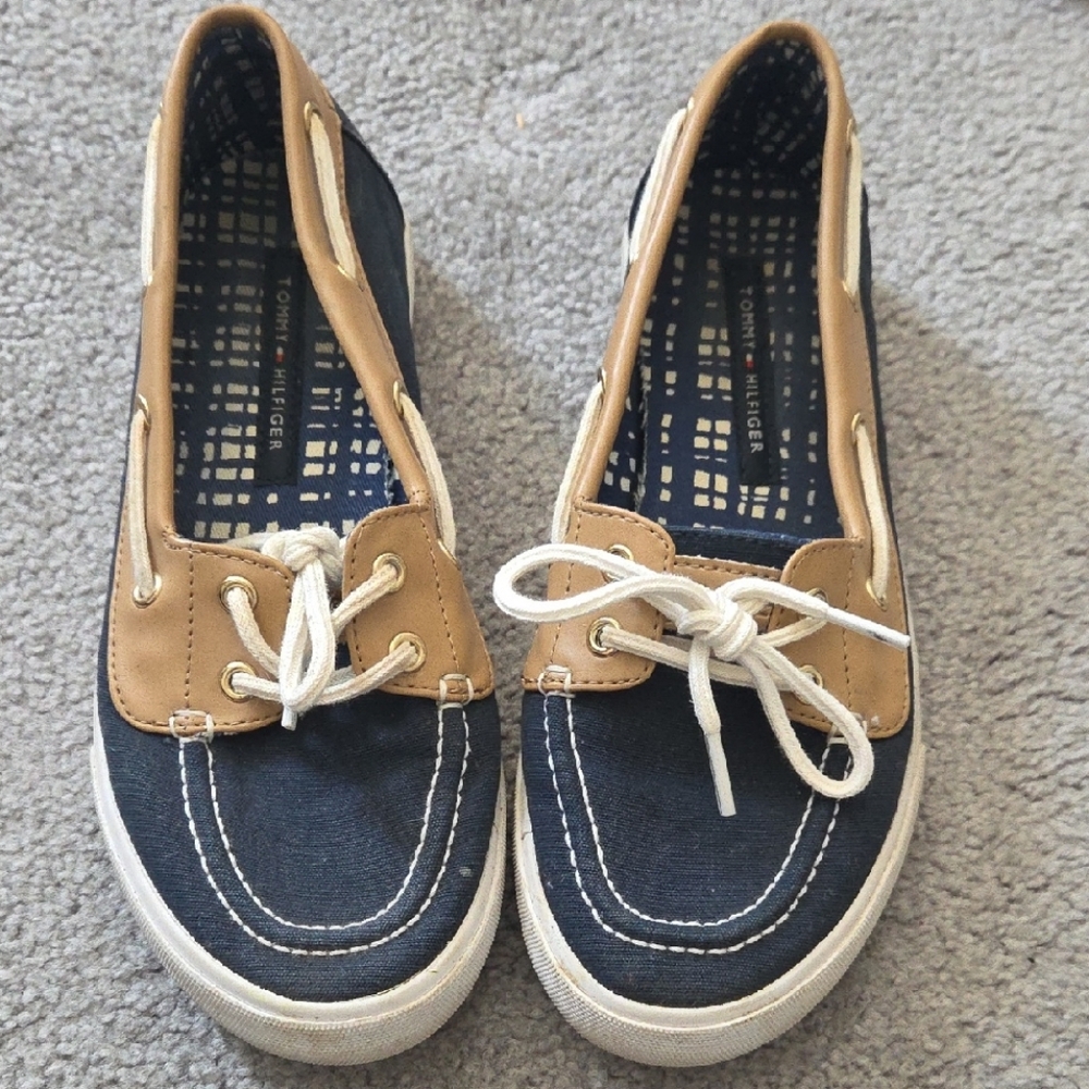 Tommy Hilfiger Navy and Tan Canvas Boat Loafers
